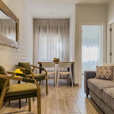 Novus Homes Barcelona Santa Eulalia لوسبيتاليت دي يوبريغات المظهر الخارجي الصورة