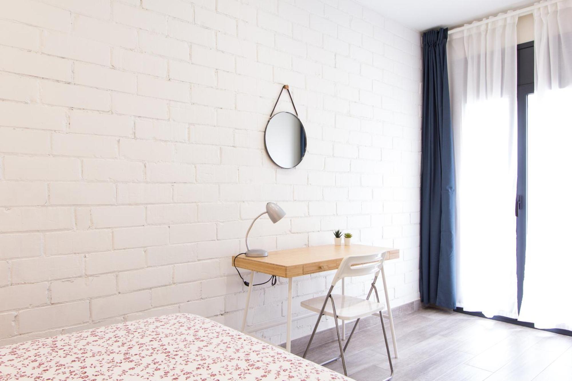 Novus Homes Barcelona Santa Eulalia لوسبيتاليت دي يوبريغات المظهر الخارجي الصورة