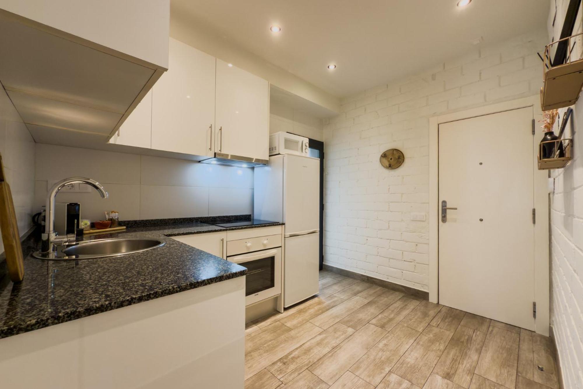 Novus Homes Barcelona Santa Eulalia لوسبيتاليت دي يوبريغات المظهر الخارجي الصورة