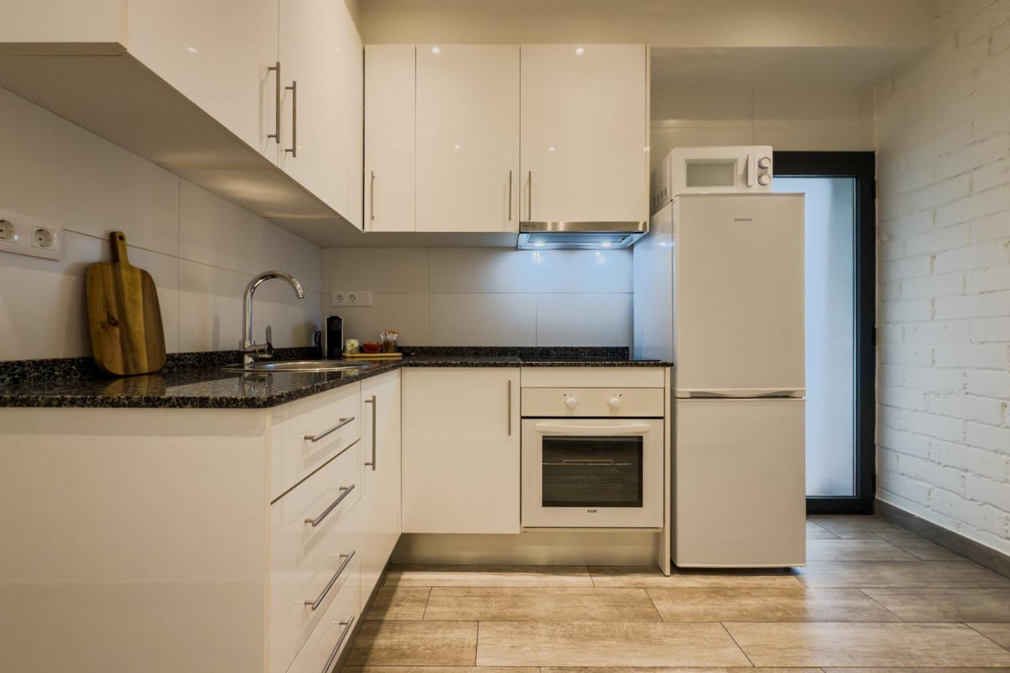 Novus Homes Barcelona Santa Eulalia لوسبيتاليت دي يوبريغات المظهر الخارجي الصورة