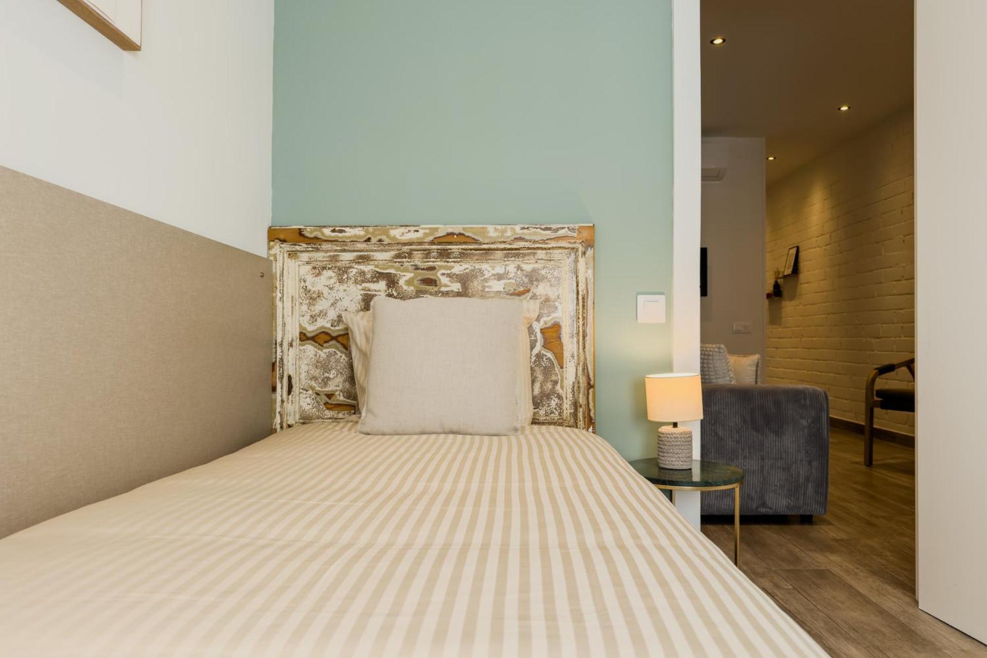 Novus Homes Barcelona Santa Eulalia لوسبيتاليت دي يوبريغات المظهر الخارجي الصورة
