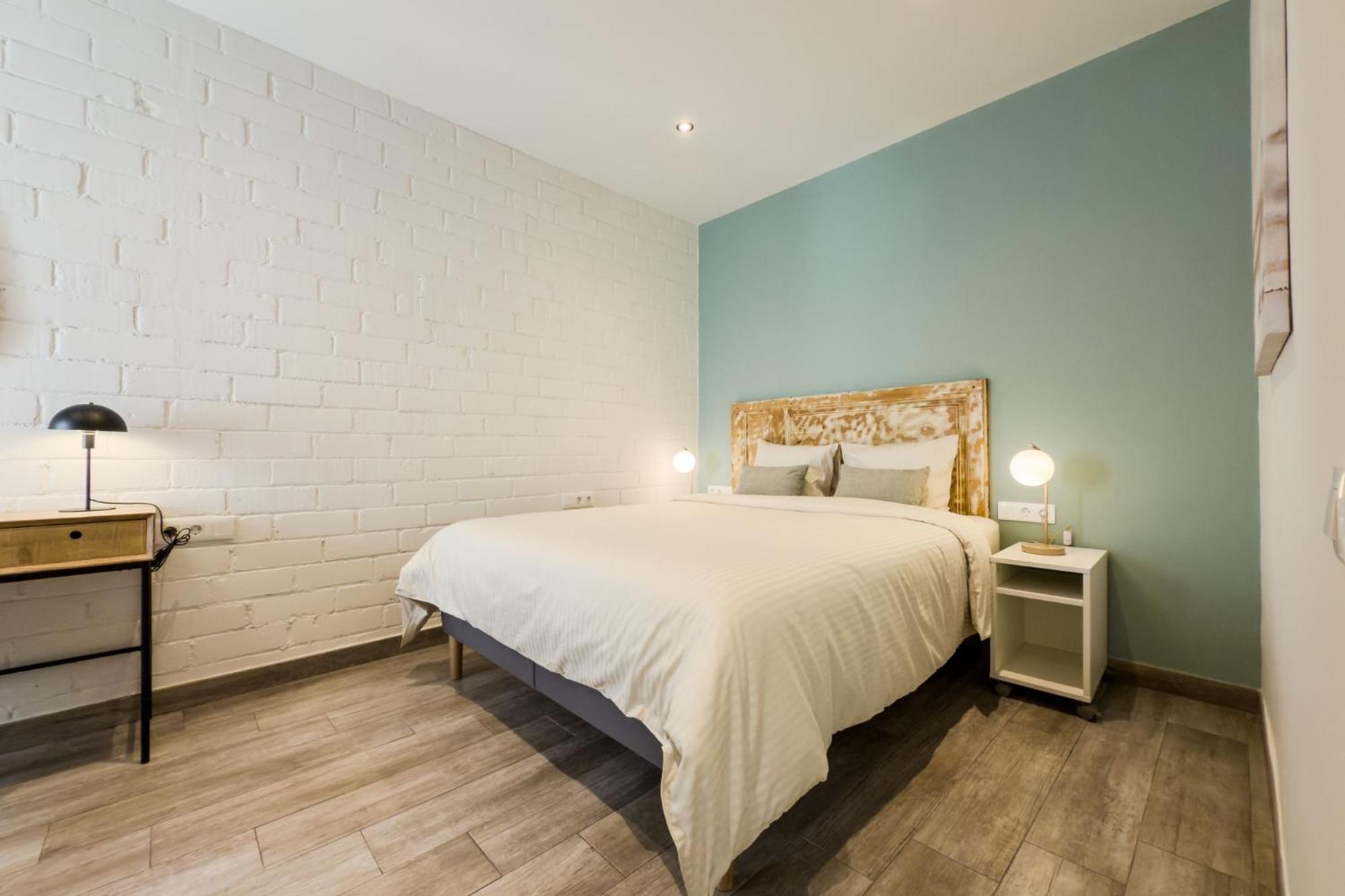 Novus Homes Barcelona Santa Eulalia لوسبيتاليت دي يوبريغات المظهر الخارجي الصورة